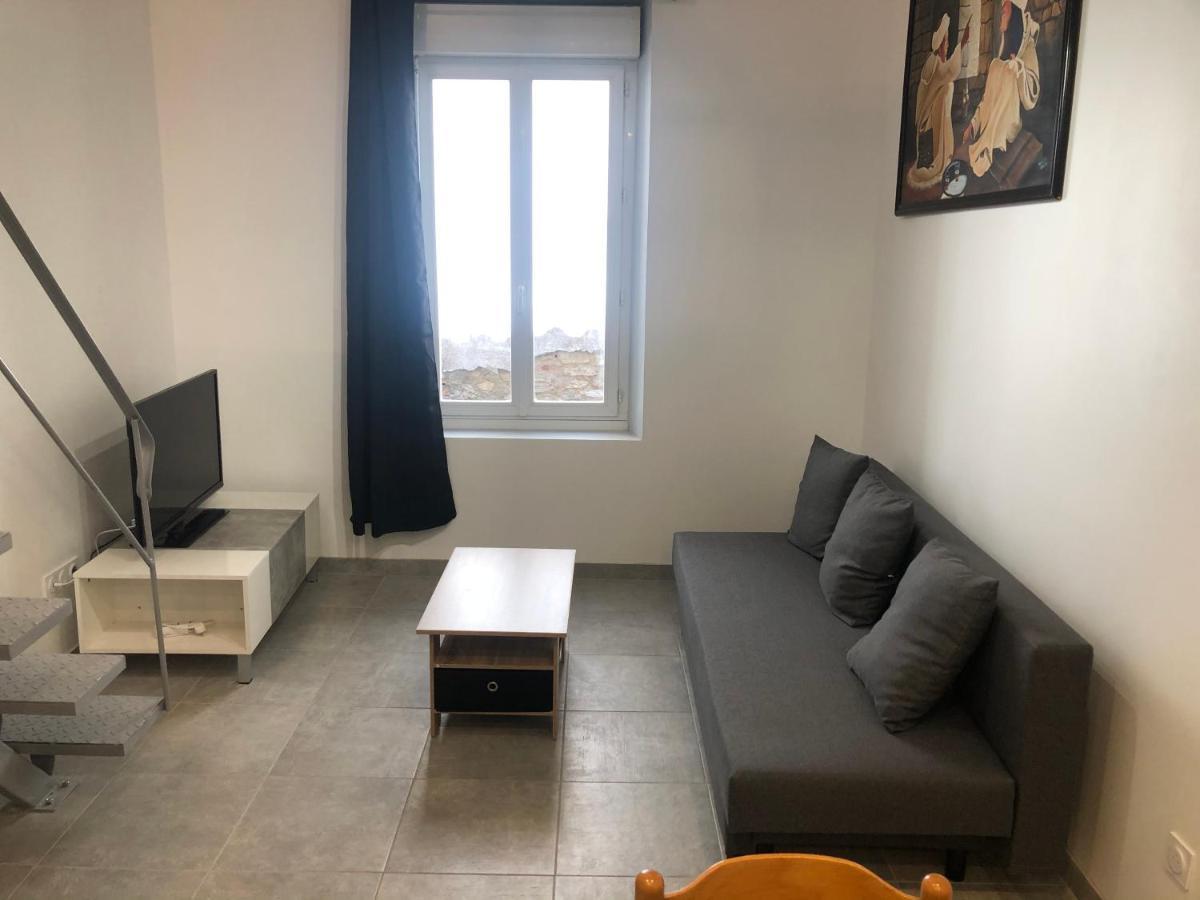 Appartement En Centre Ville Ιέρ Εξωτερικό φωτογραφία