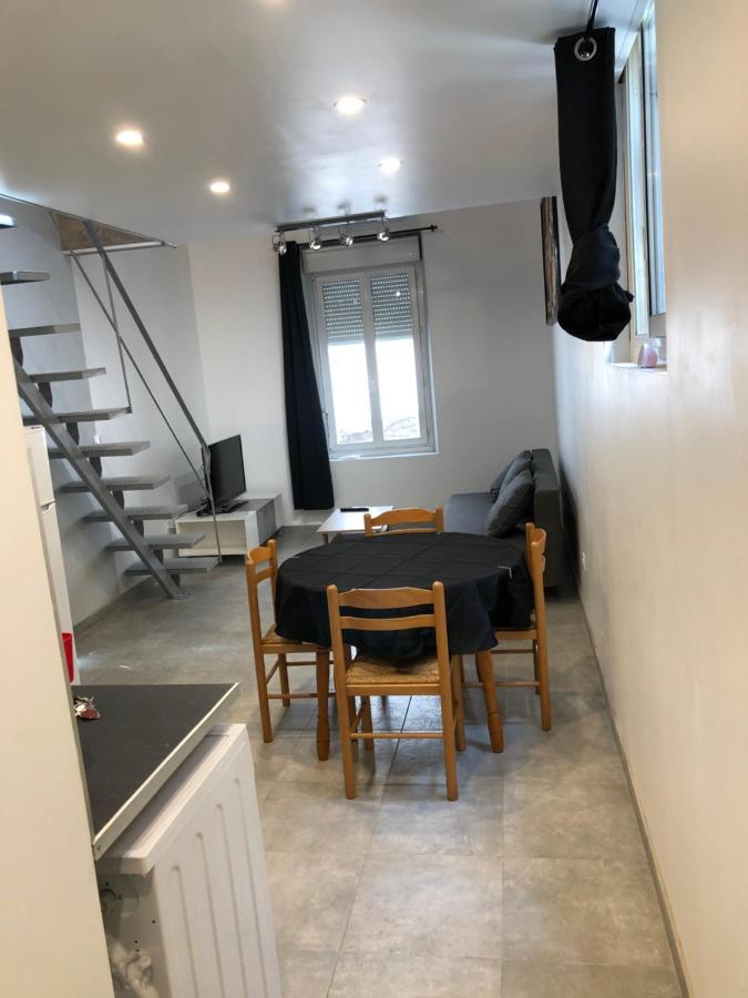 Appartement En Centre Ville Ιέρ Εξωτερικό φωτογραφία